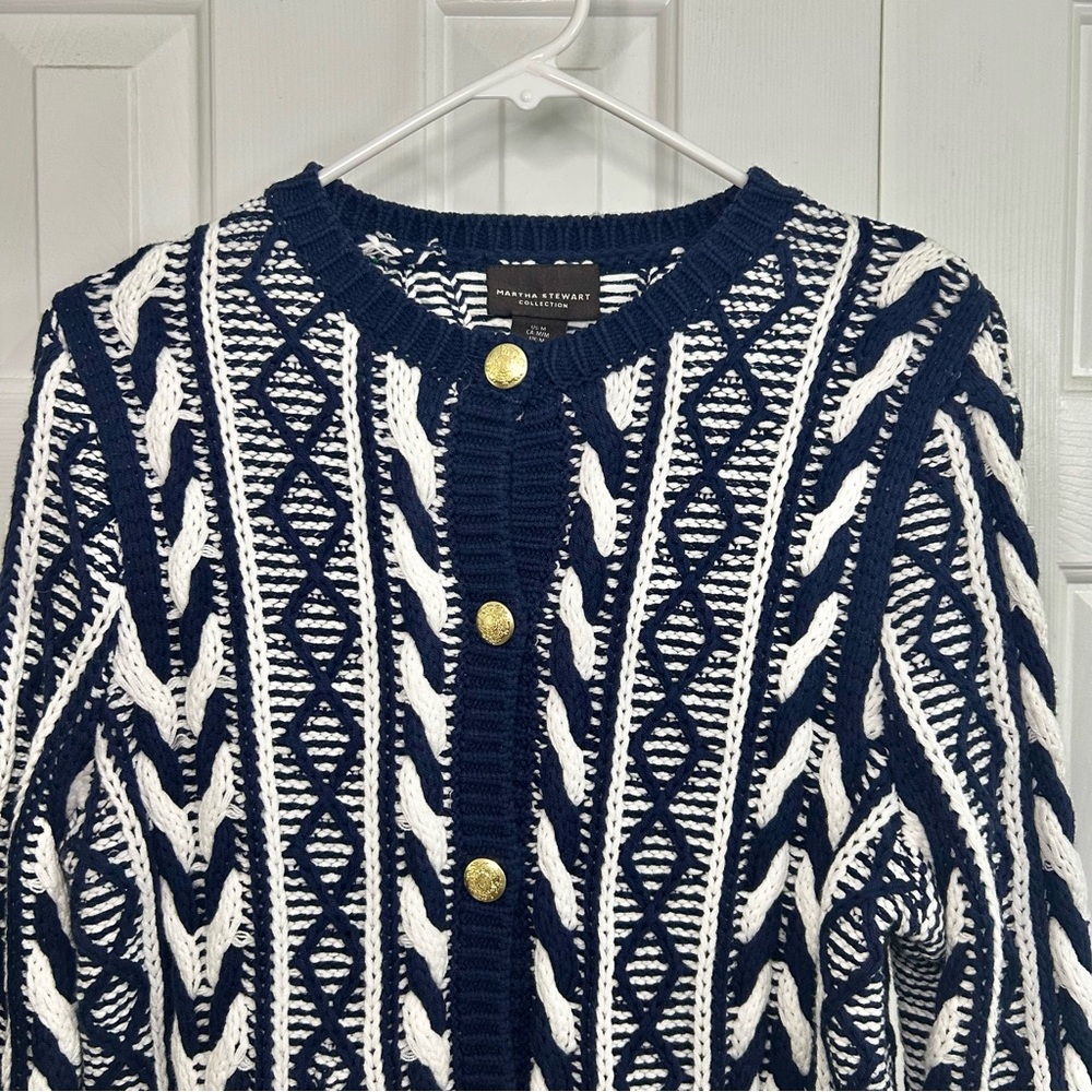 NWOT Martha Stewart Navy & White Preppy Gold Button Cardigan Sweater Size Medium - Picture 3 of 16